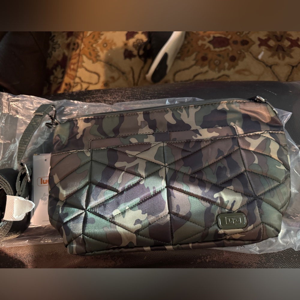 Lug Crossbody Flare Camo Green New